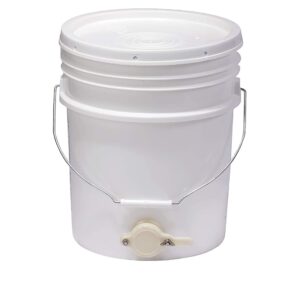 Food-grade Bucket with valve